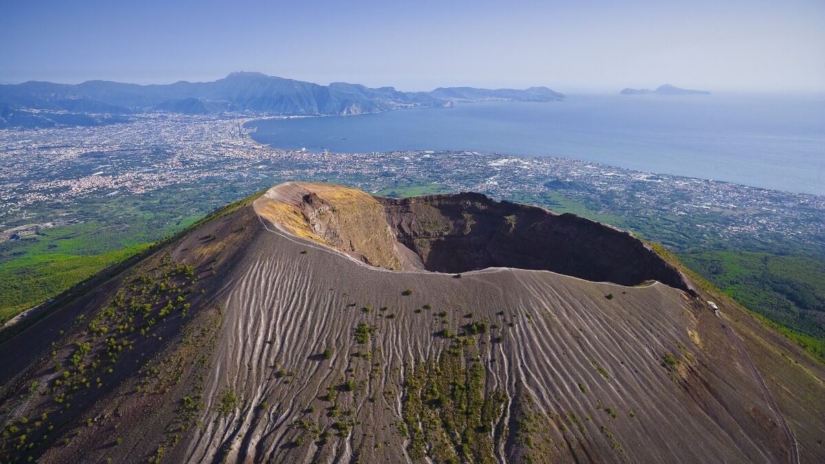 那些致命的火山都分布在世界哪些地方？